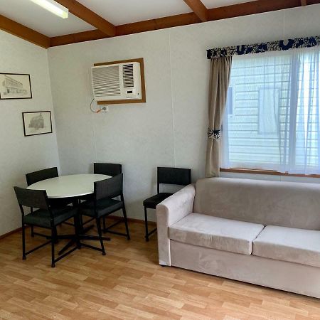 Tatura Cabin & Caravan Park ภายนอก รูปภาพ